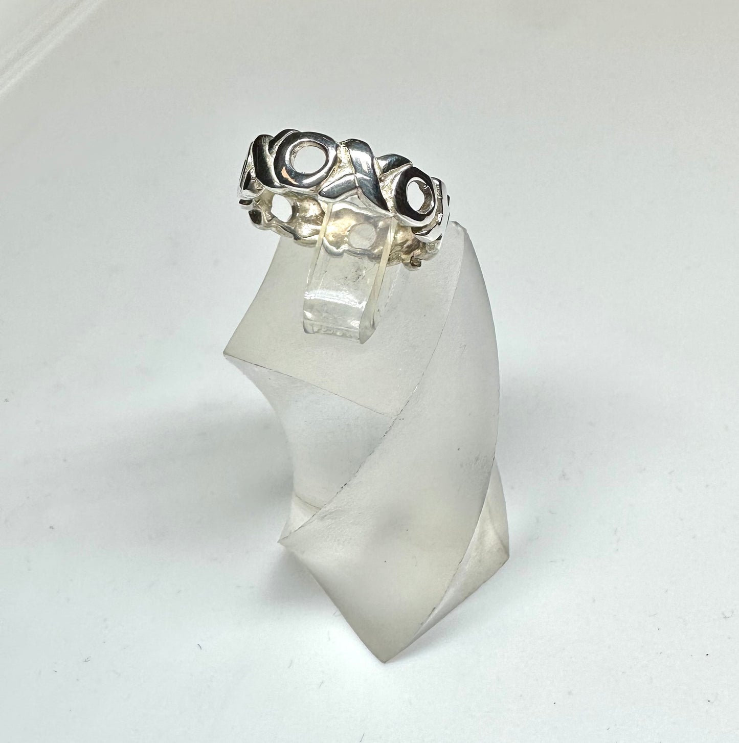 XOXO ring