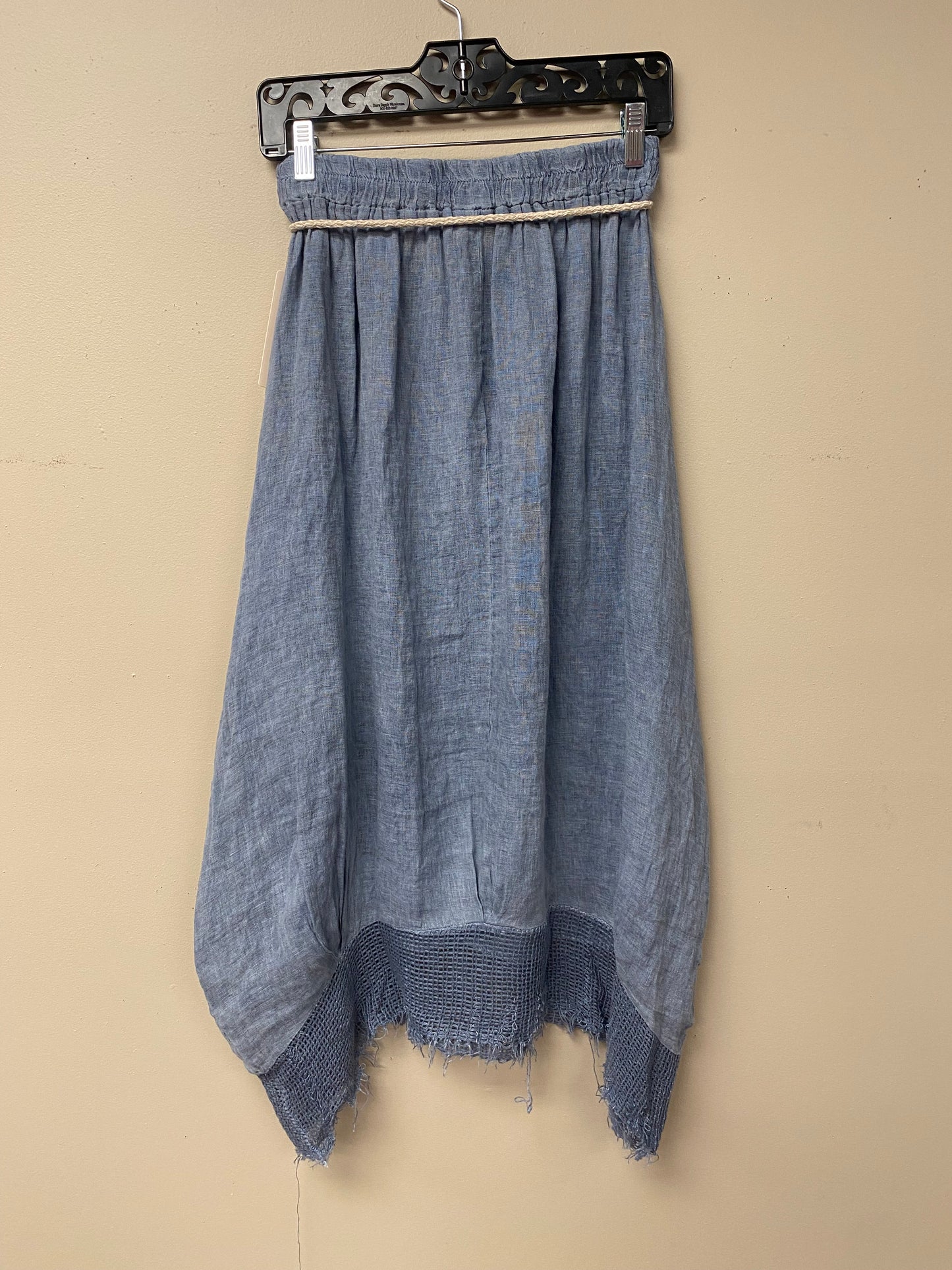 One Pocket Mesh Linen Skirt