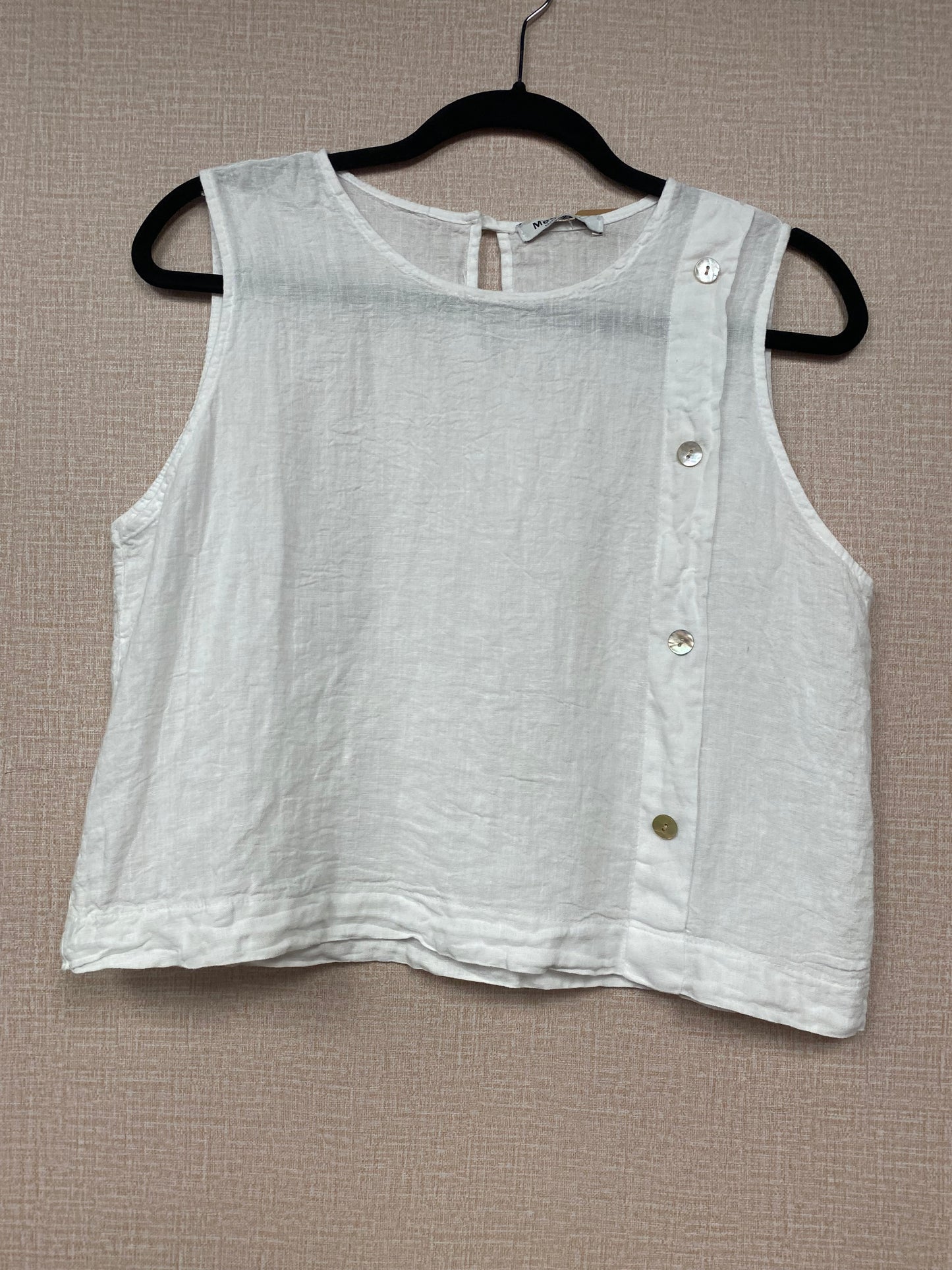 Italian linen short sleeve button top.