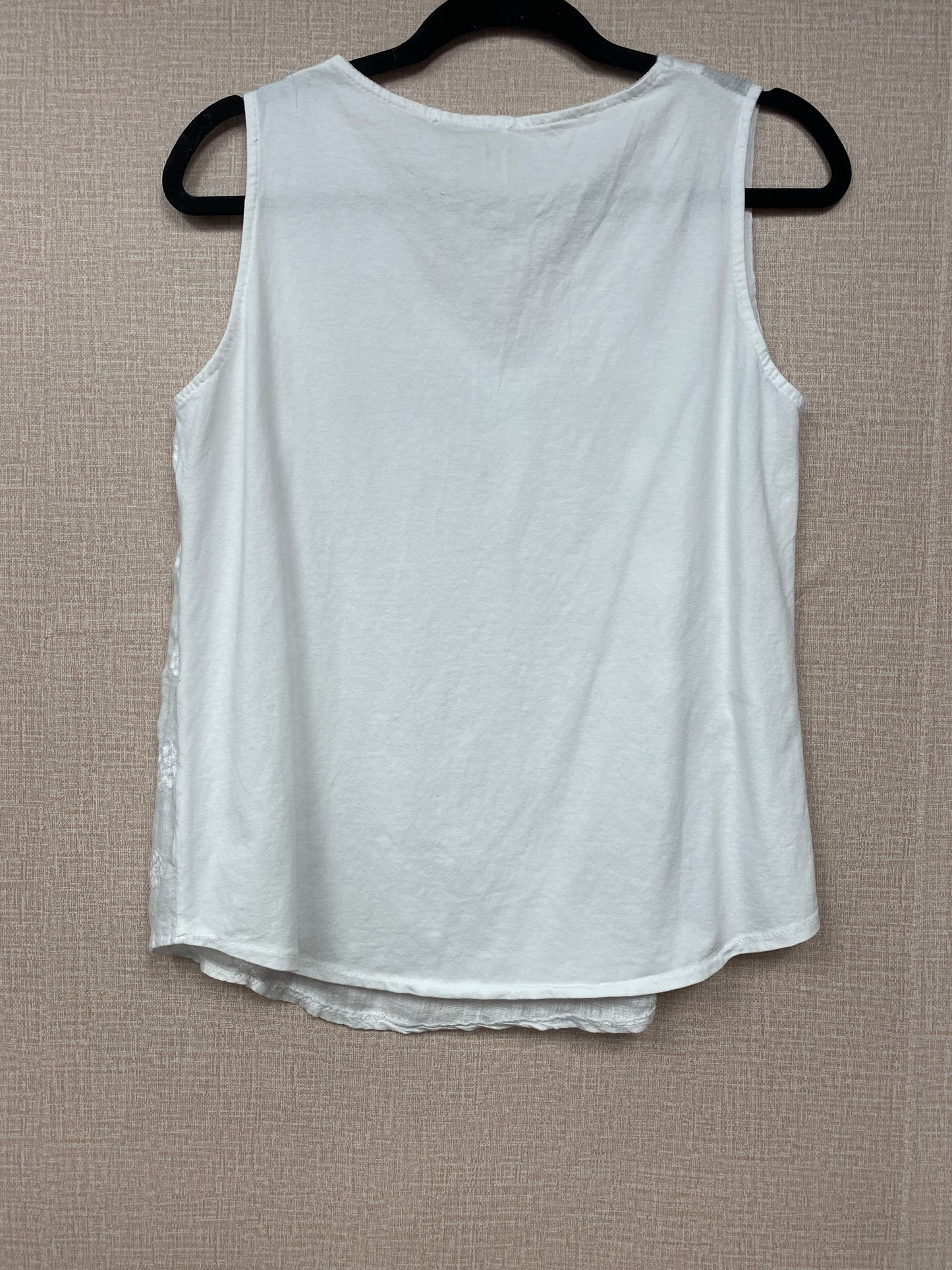Linen Italian flower embroided top.