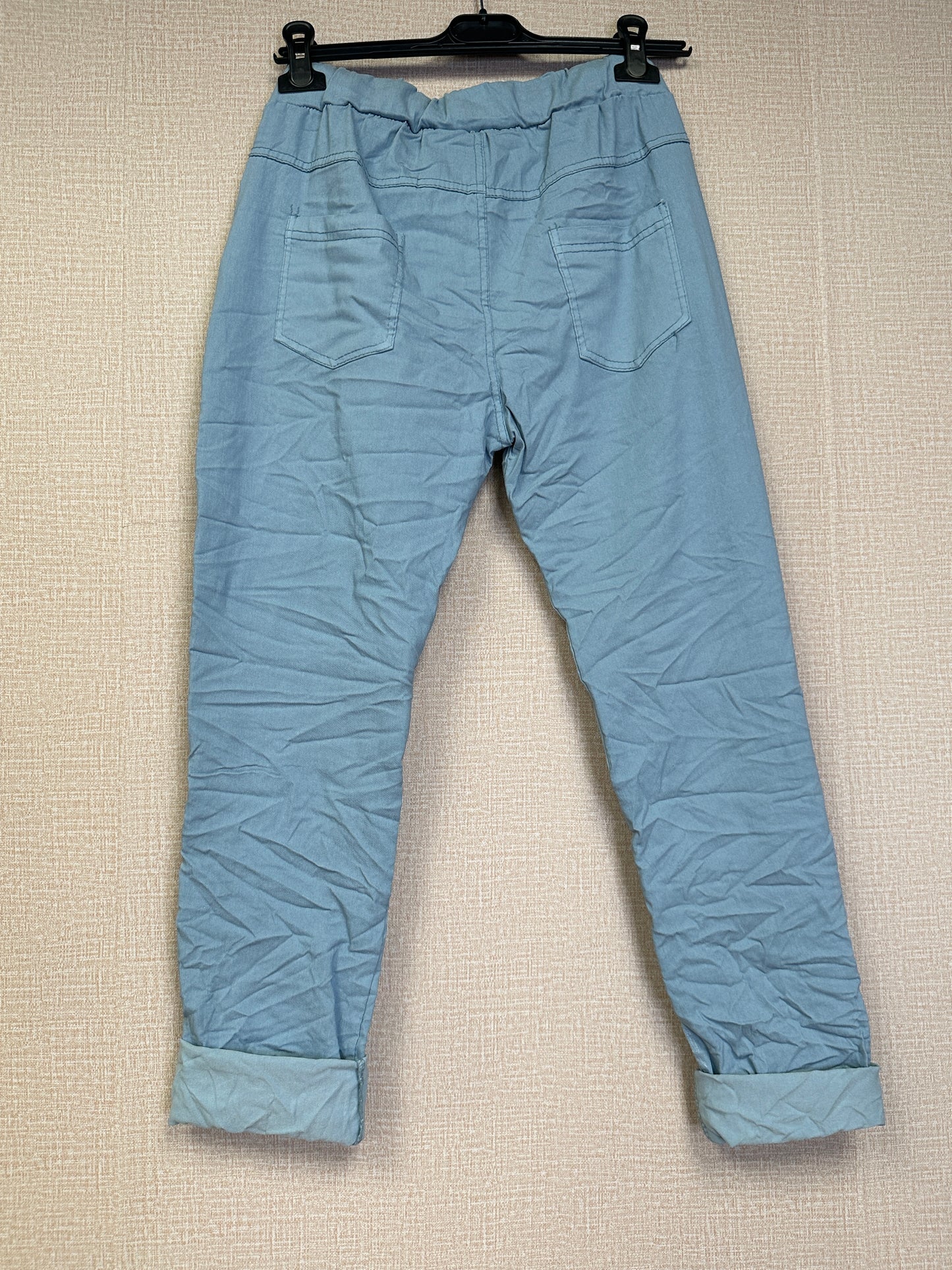 Italian jogger magic pants.