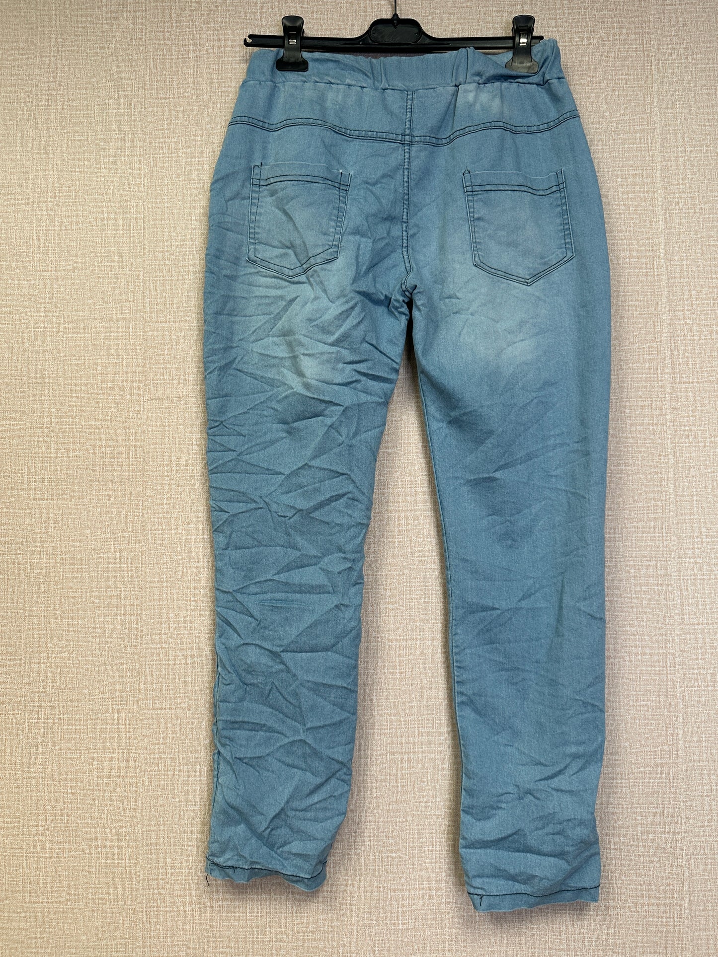 Italian jogger magic pants.