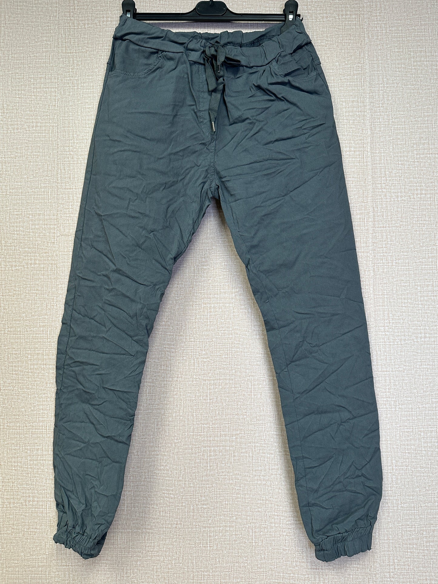 Italian jogger magic pants.