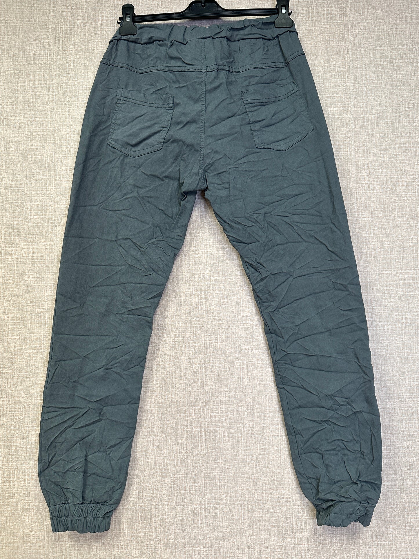 Italian jogger magic pants.
