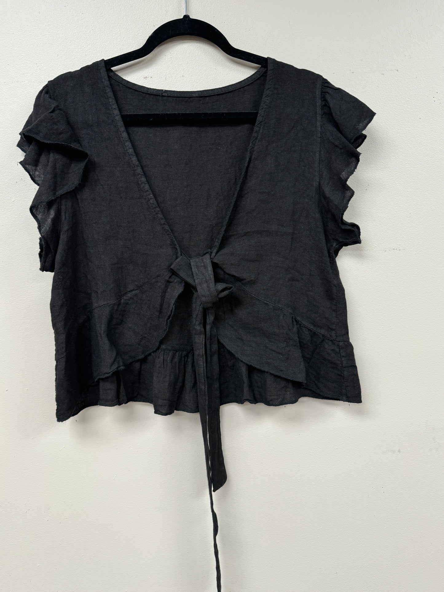 Italian versatile cropped tie top