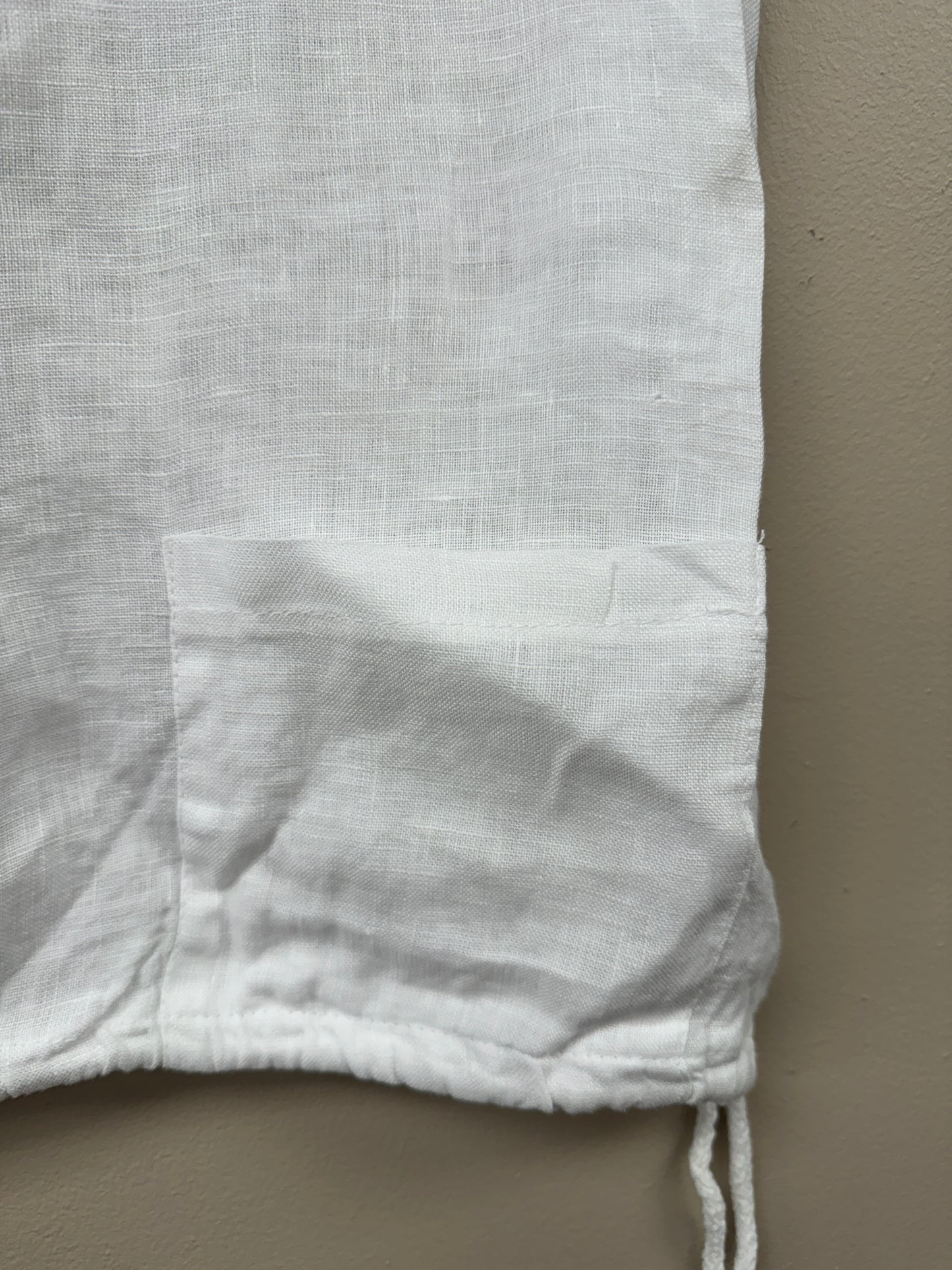 Two pocket drawstring Italian linen tank top.