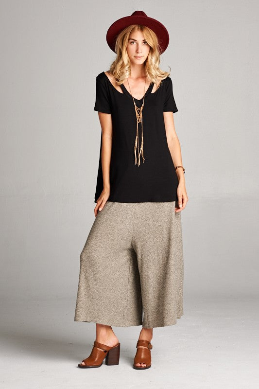 Loose fit, wide legged pants