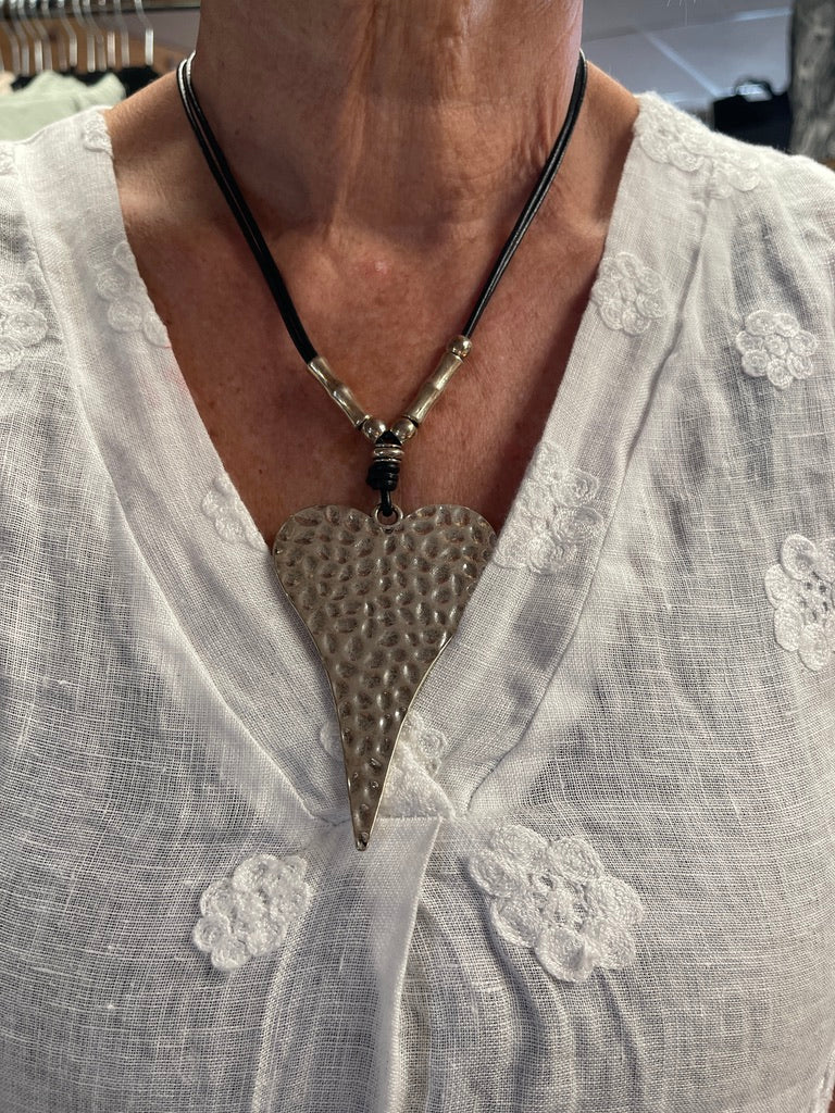 Heart leather silver necklace