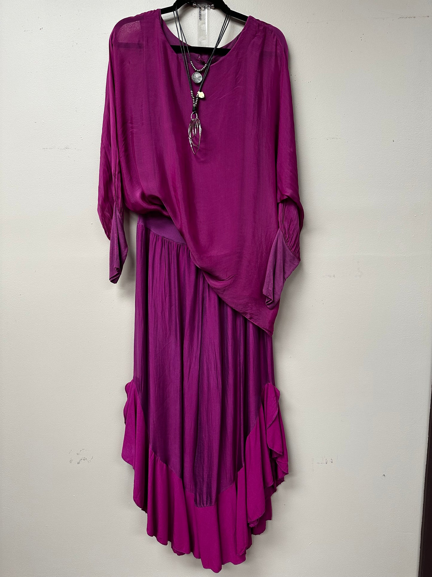 Italian Monochrome Silky pants and top elegant set