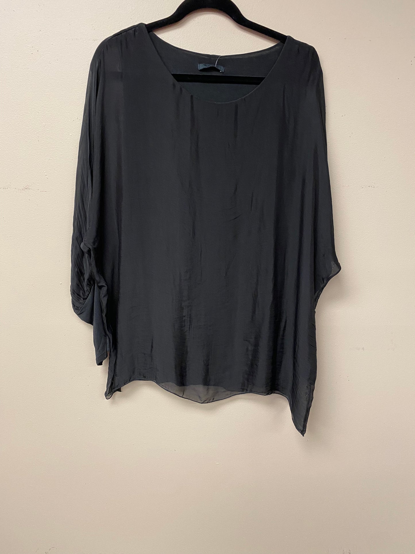 Italian Monochrome Silky pants and top elegant set