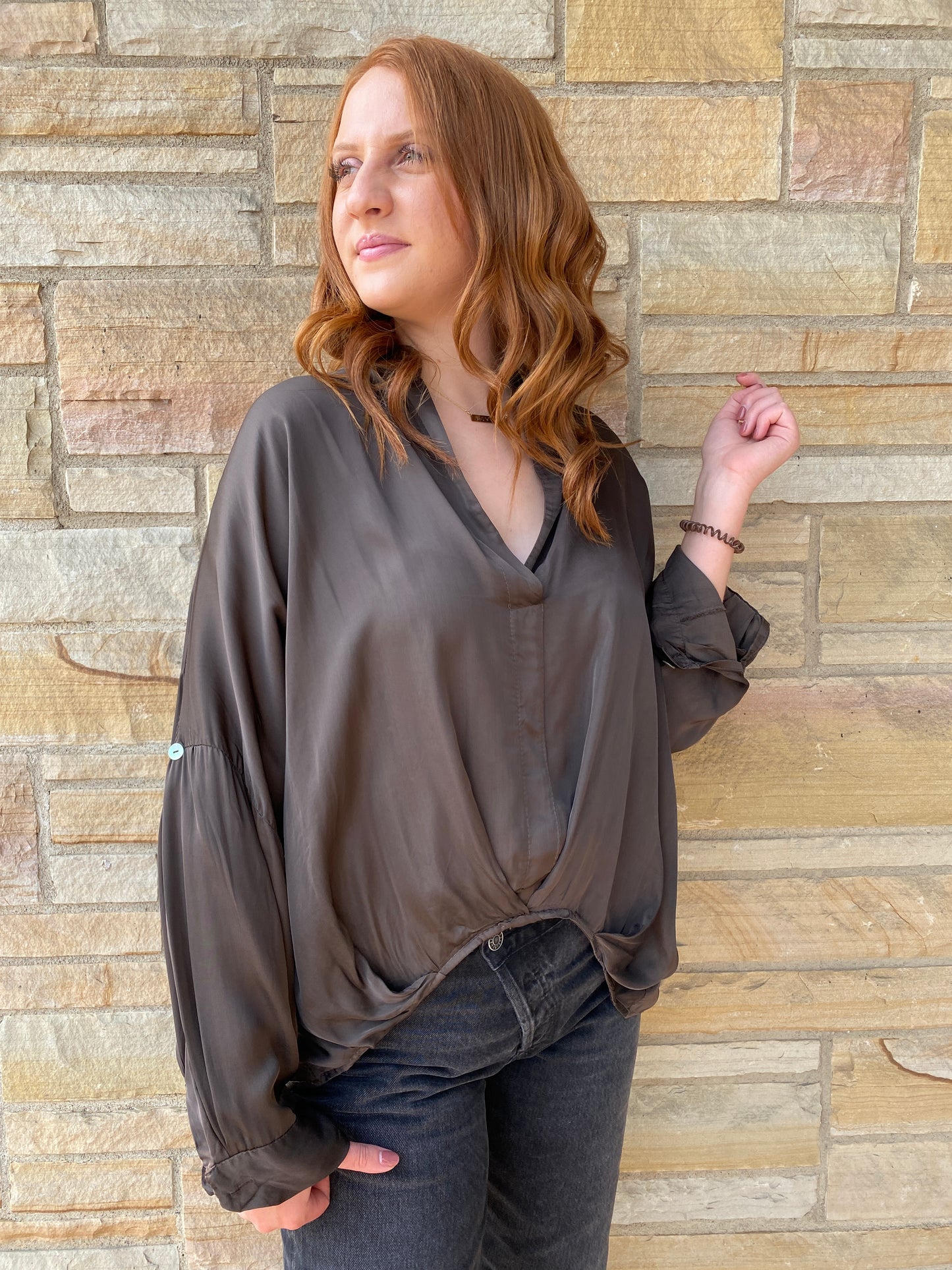 Italian Silky v neck high low top.