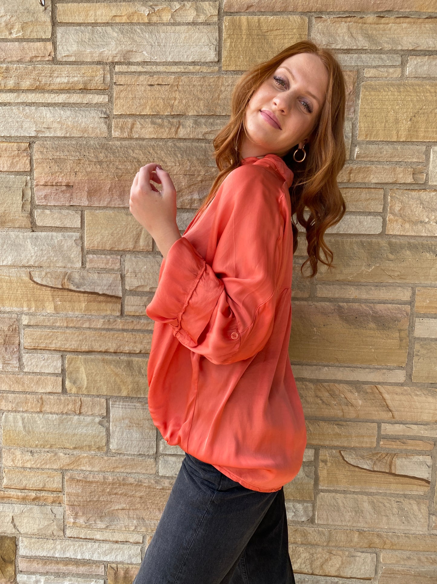 Italian Silky v neck high low top.
