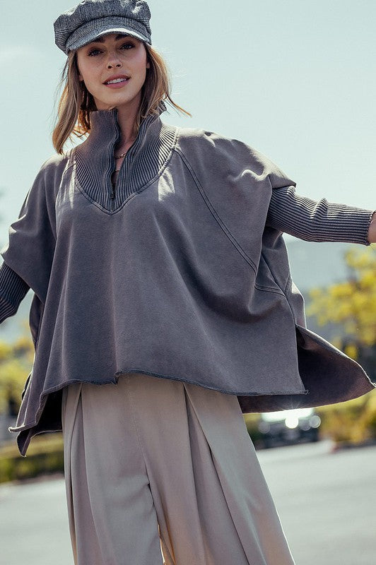 Dolman Sleeve top, sweatshirt.