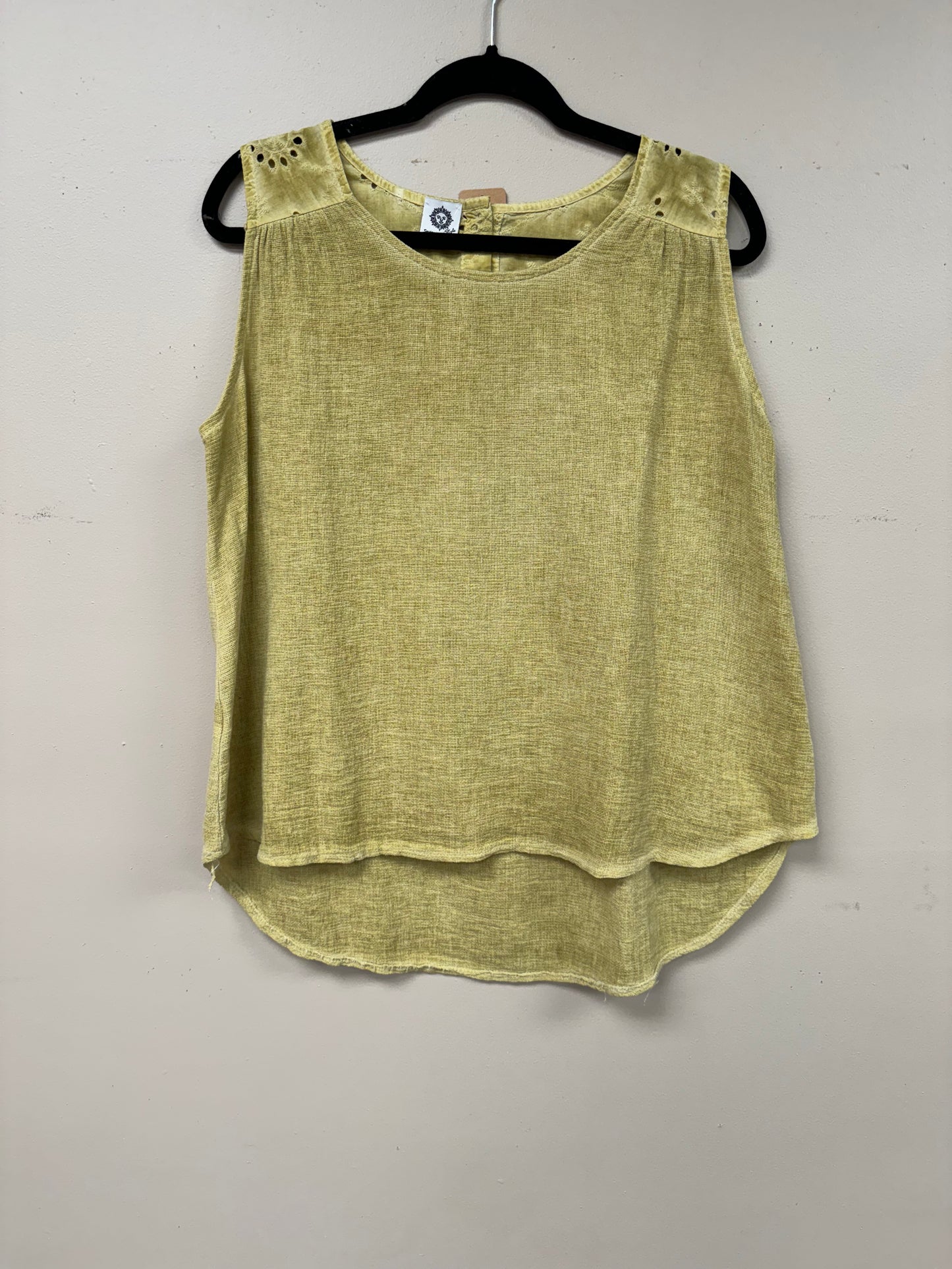 Italian linen lacey back top