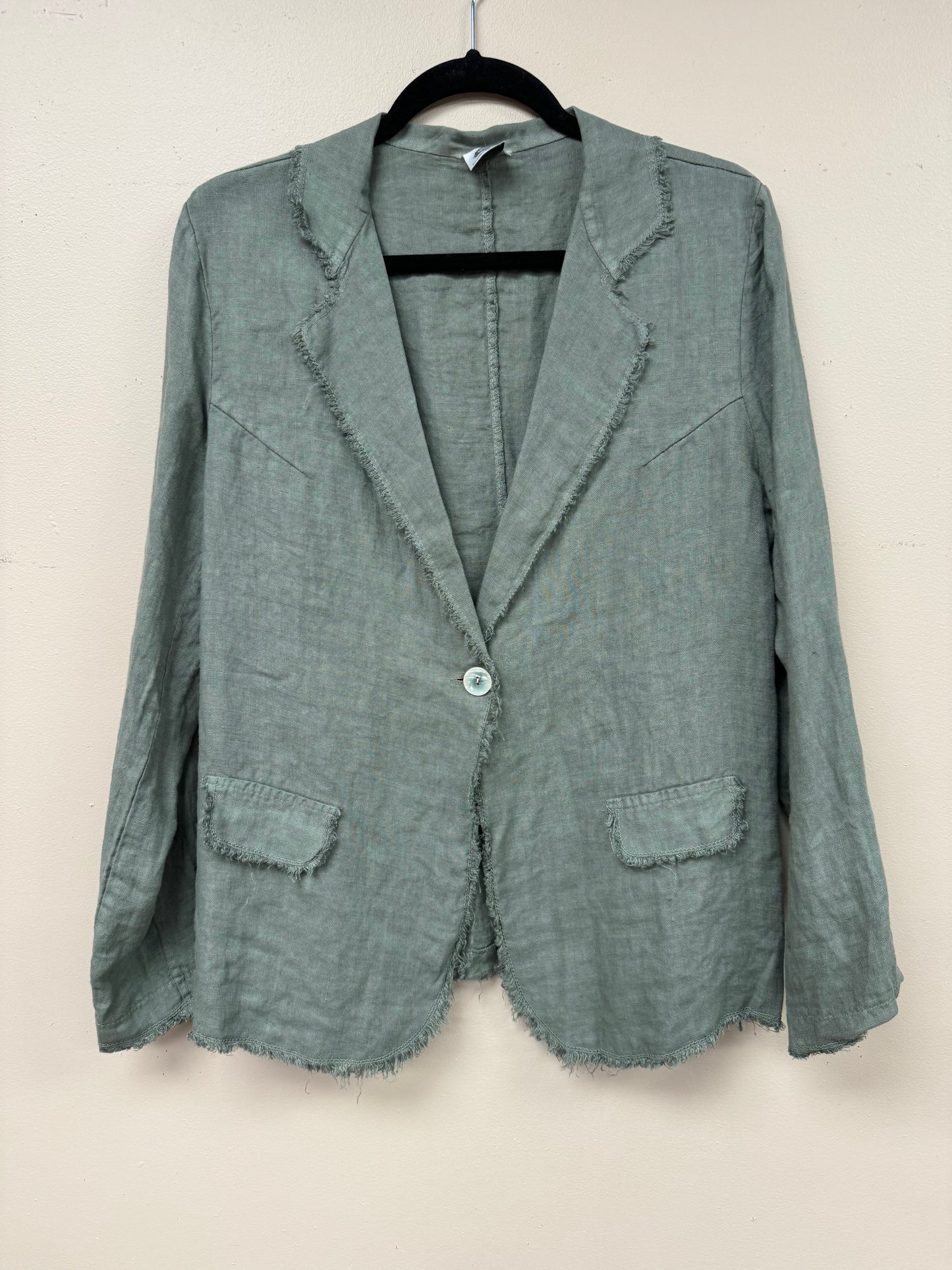 Linen blazer with button