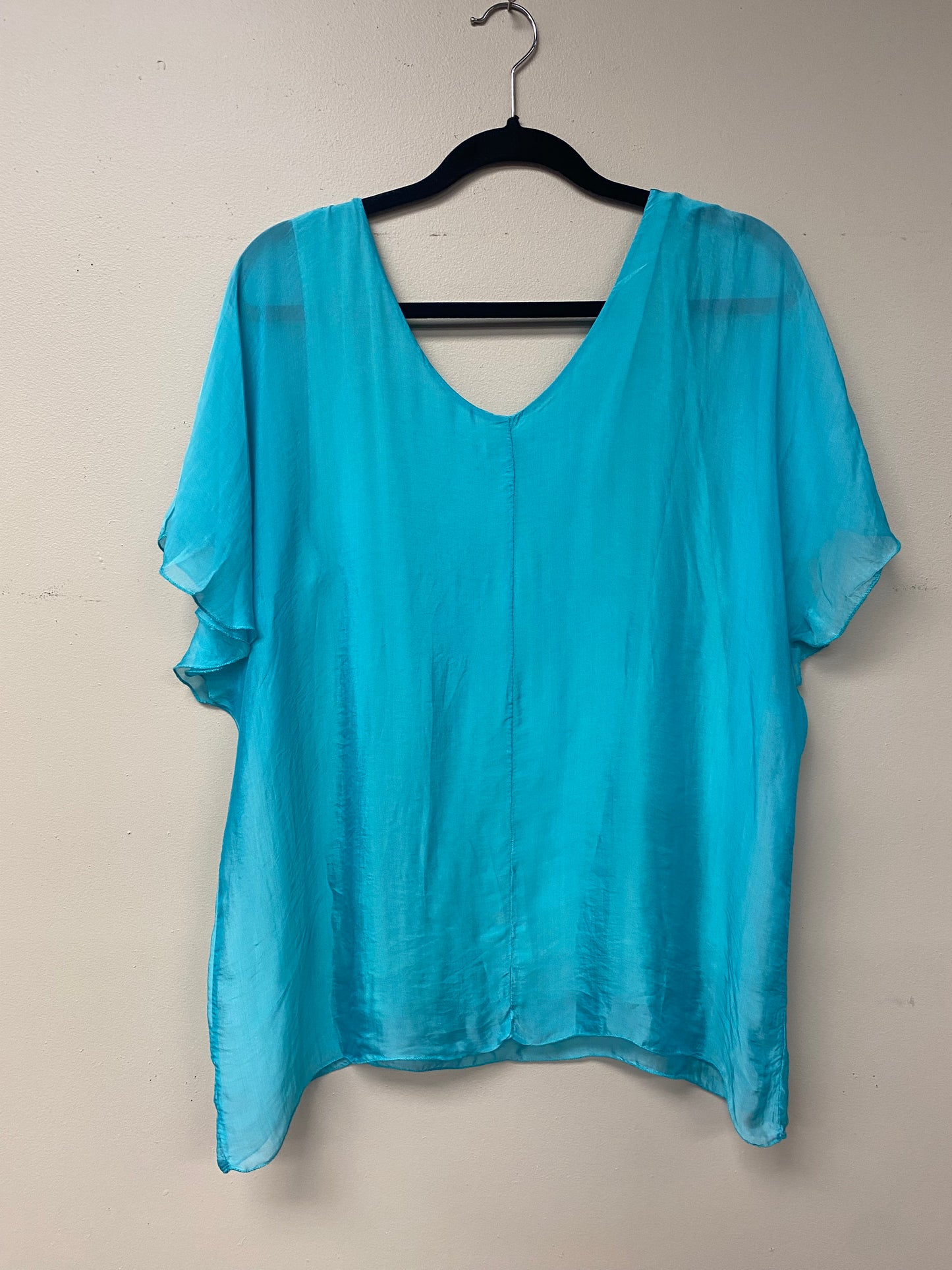 Silky Italian short sleeve top