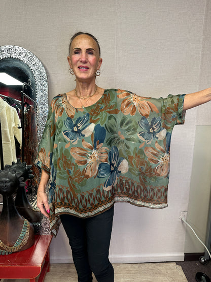 Italian flower print caftan top.