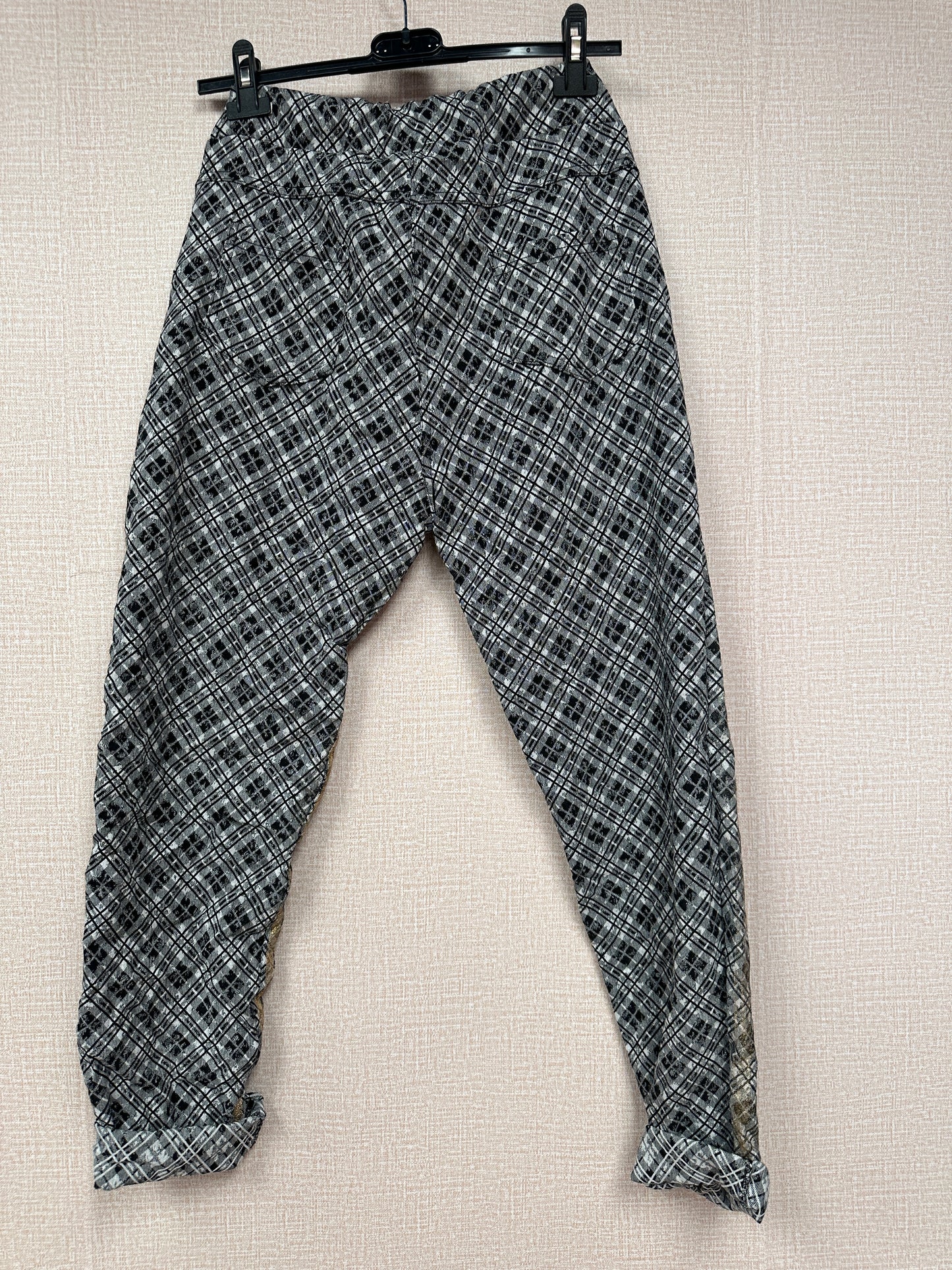 Italian women printed joggers