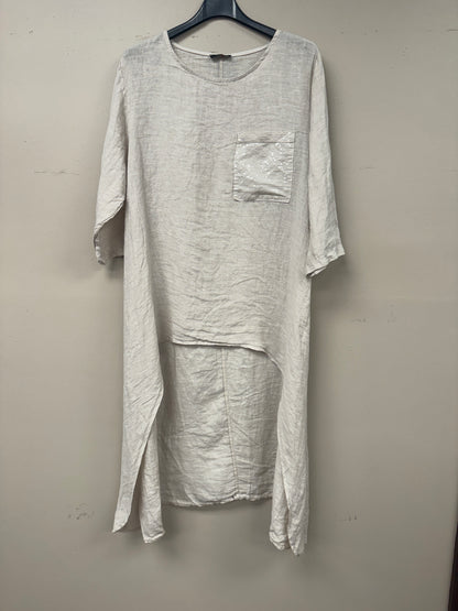 Italian linen Hi- low blouse with sequence pocket.