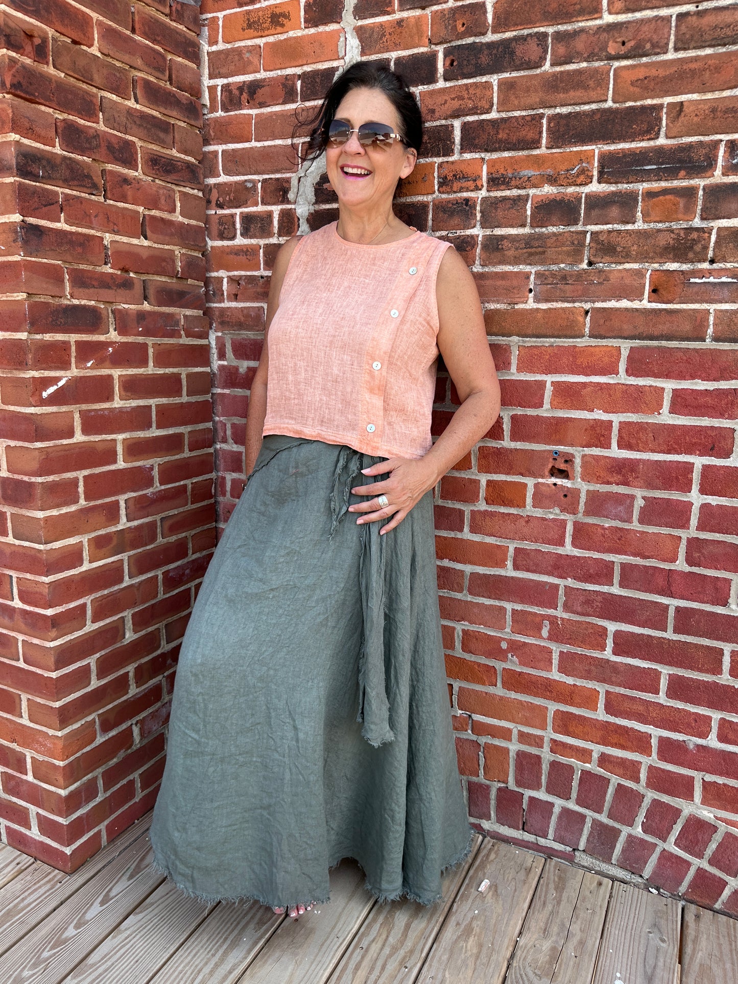 Italian Linen maxi skirt with buckle.