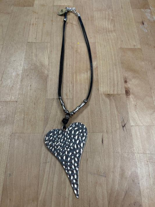 Heart leather silver necklace