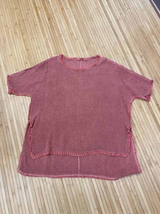 Made in Italy, short sleeve linen top.