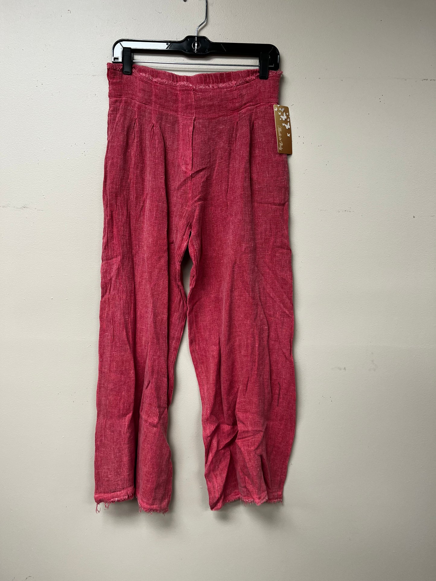 Linen weaved Italian wide leg pants.