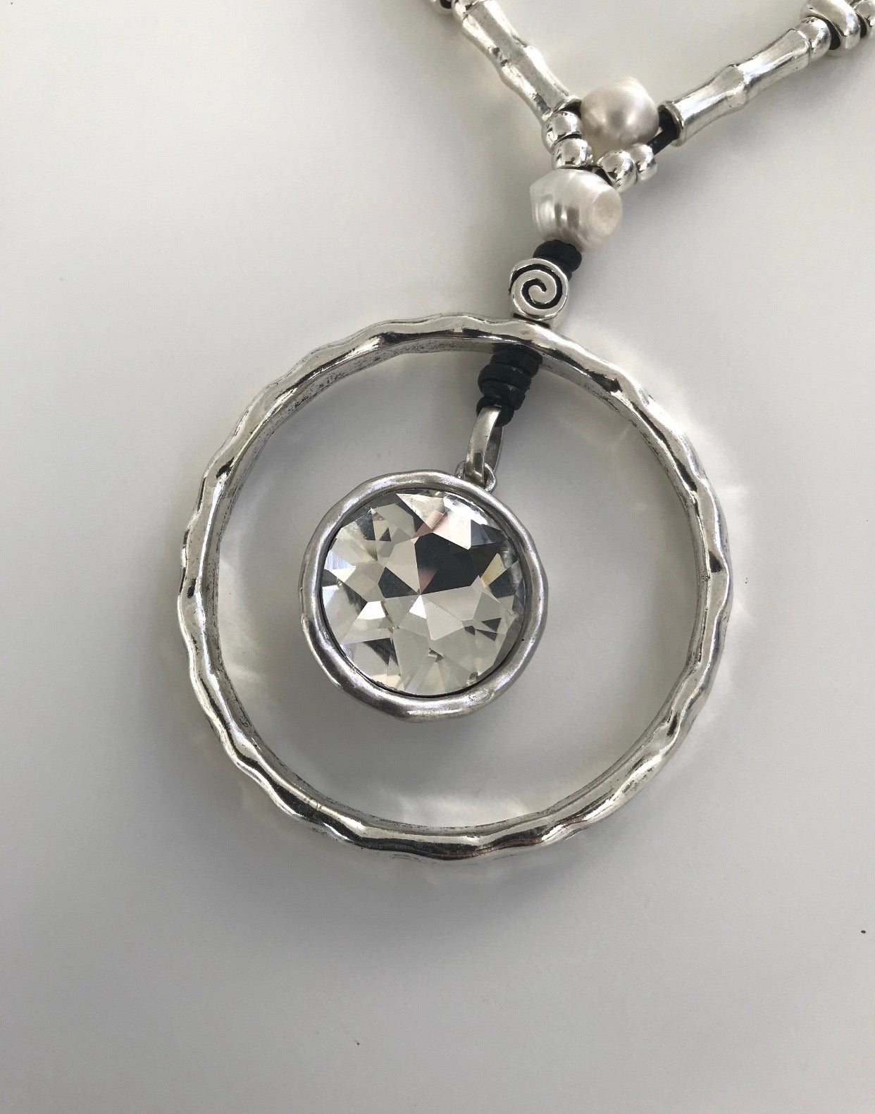 Circle Crystal Pendant Leather Necklace